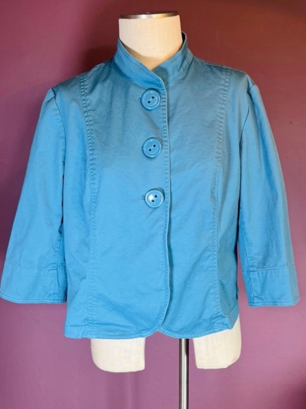 Blue Women's Three-Button Stand Collar Jacket